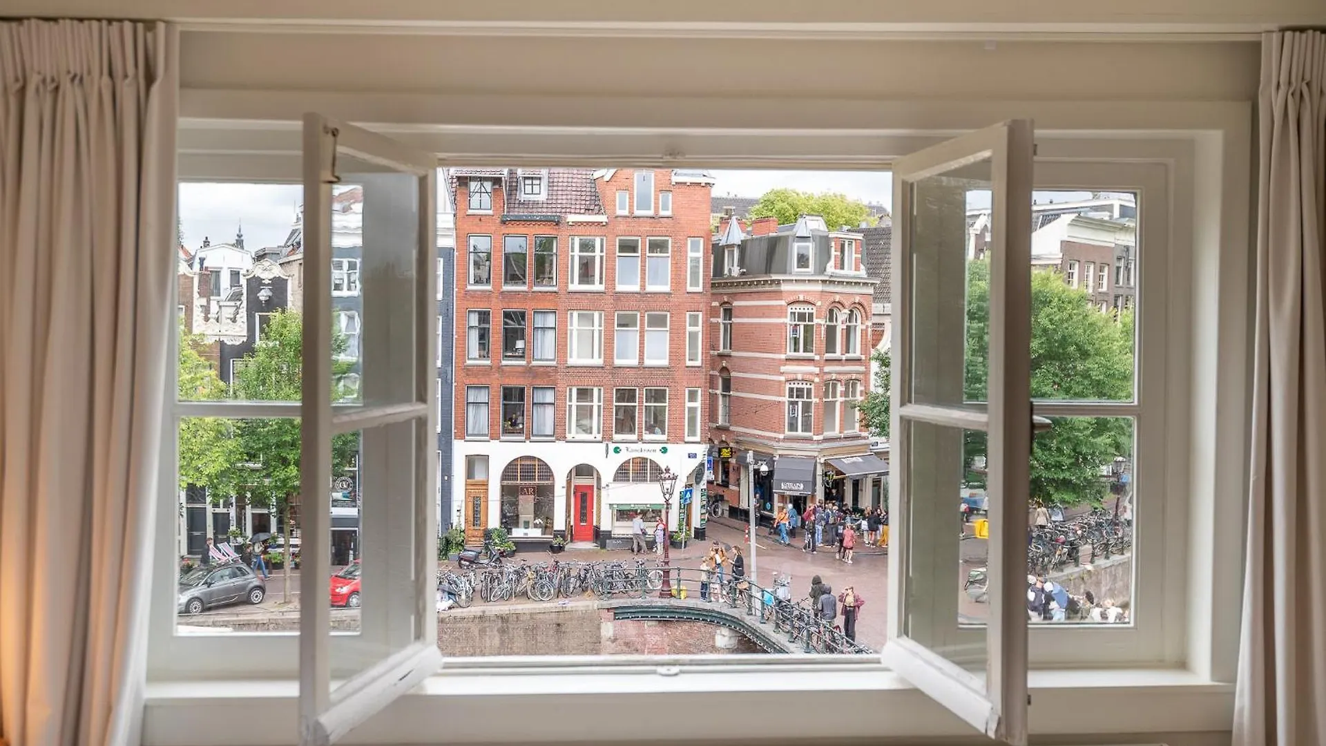 Elegant & Unique Canal House In Famous Canal Area Amsterdam Netherlands