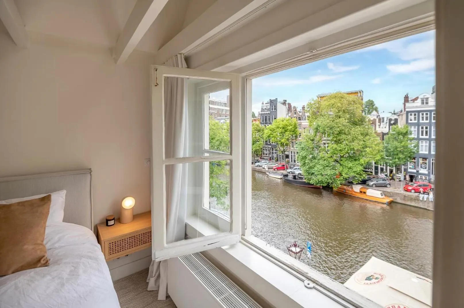 Elegant & Unique Canal House In Famous Canal Area Amsterdam Villa